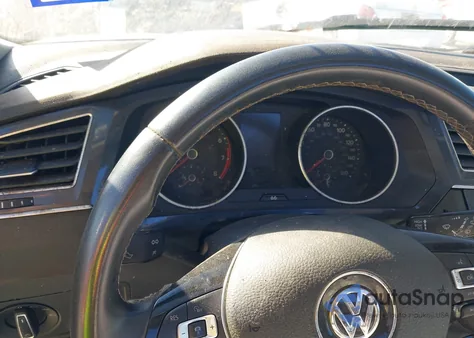 2021 Volkswagen Tiguan 2.0T Se/2.0T Se R-Line Black/2.0T Sel z USA, uszkodzony, nr VIN 3VV3B7AX1MM129767